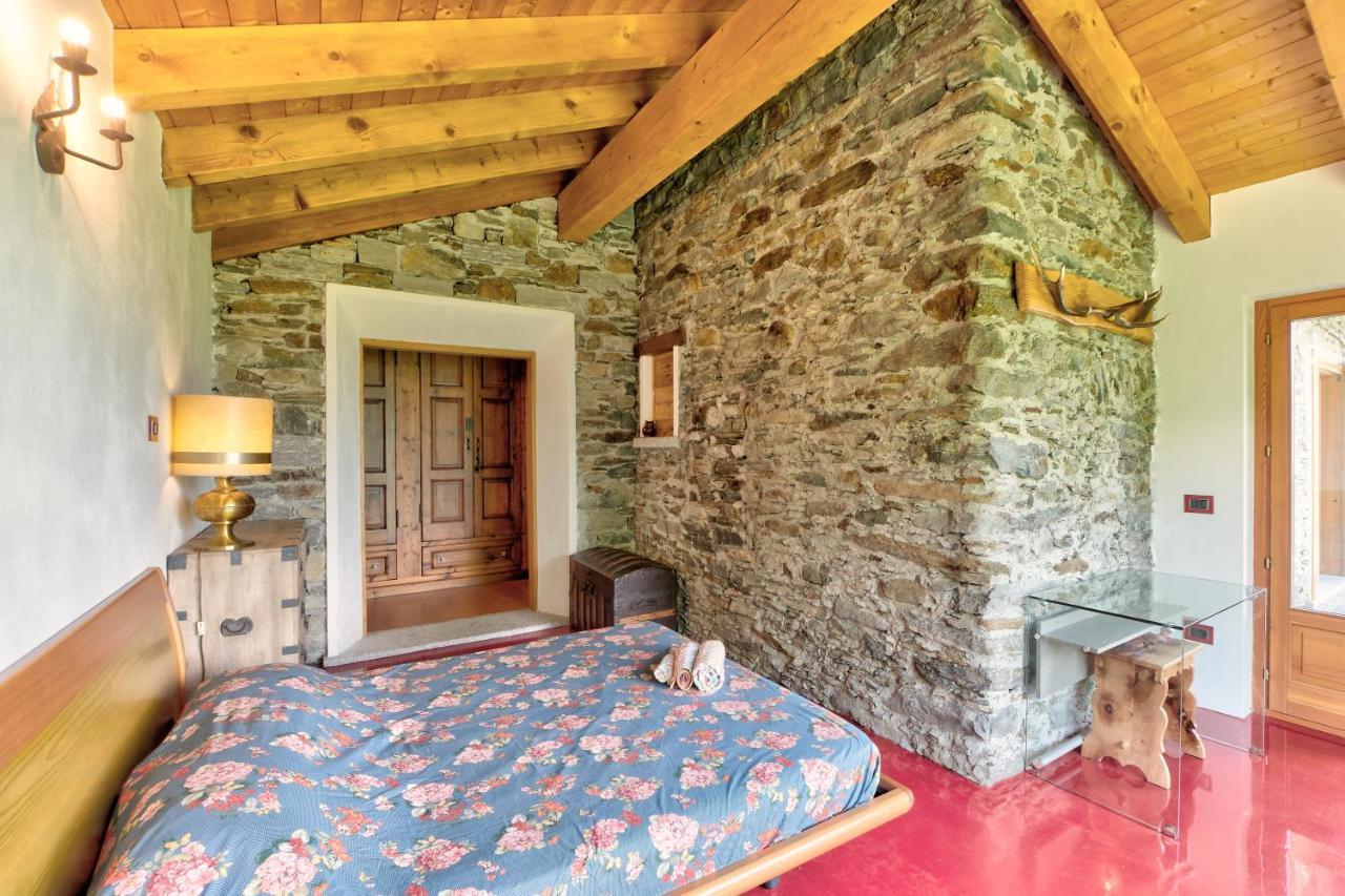 Chalet Con Piscina E Vista Panoramica Colico Kültér fotó