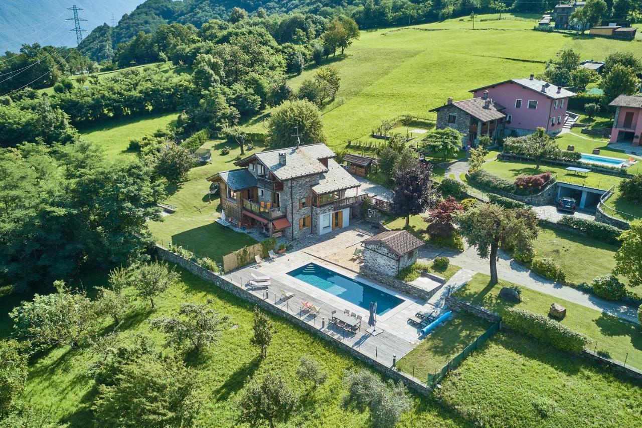 Chalet Con Piscina E Vista Panoramica Colico Kültér fotó